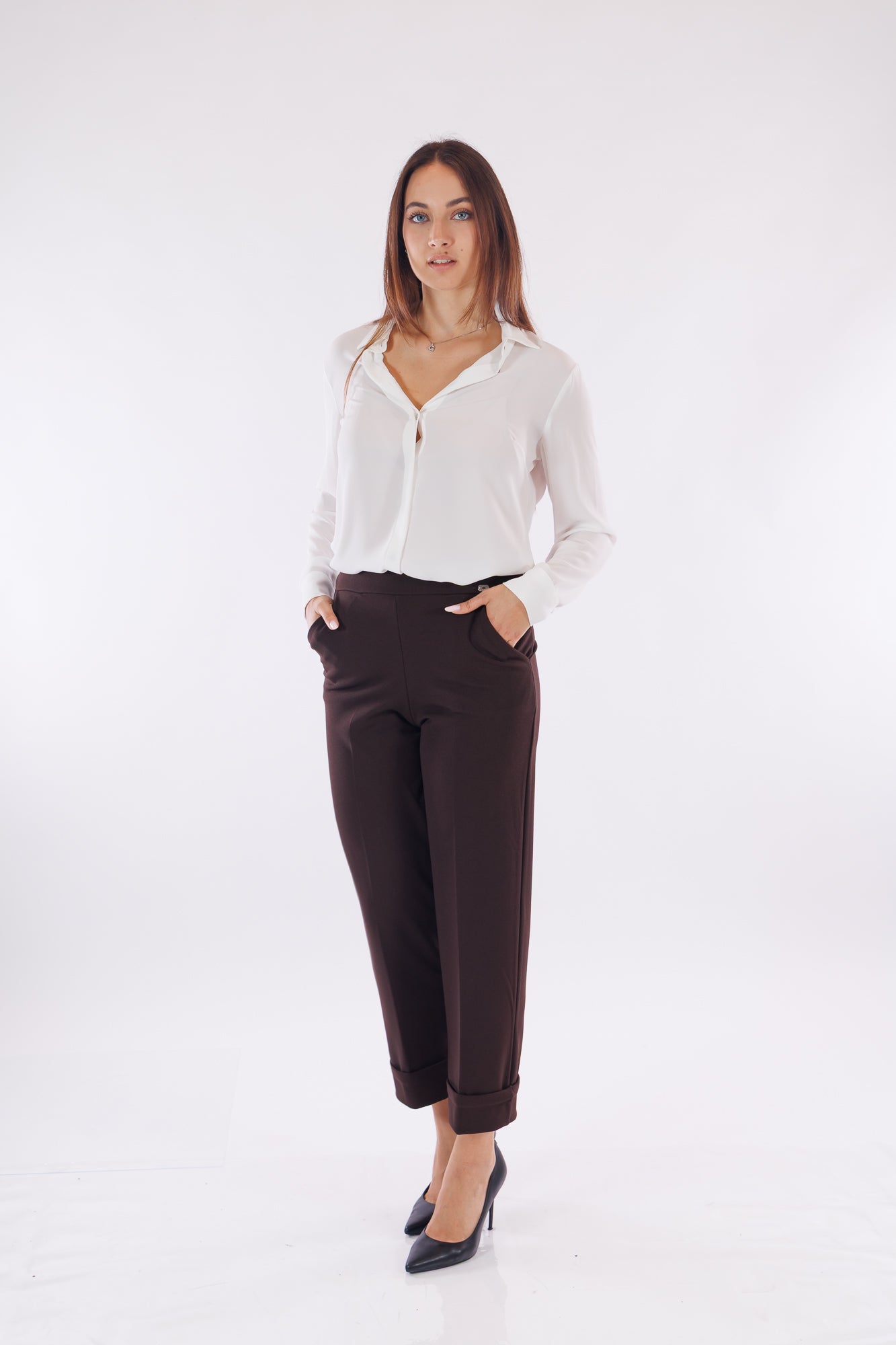 Pantalone crêpe ampio risvolto