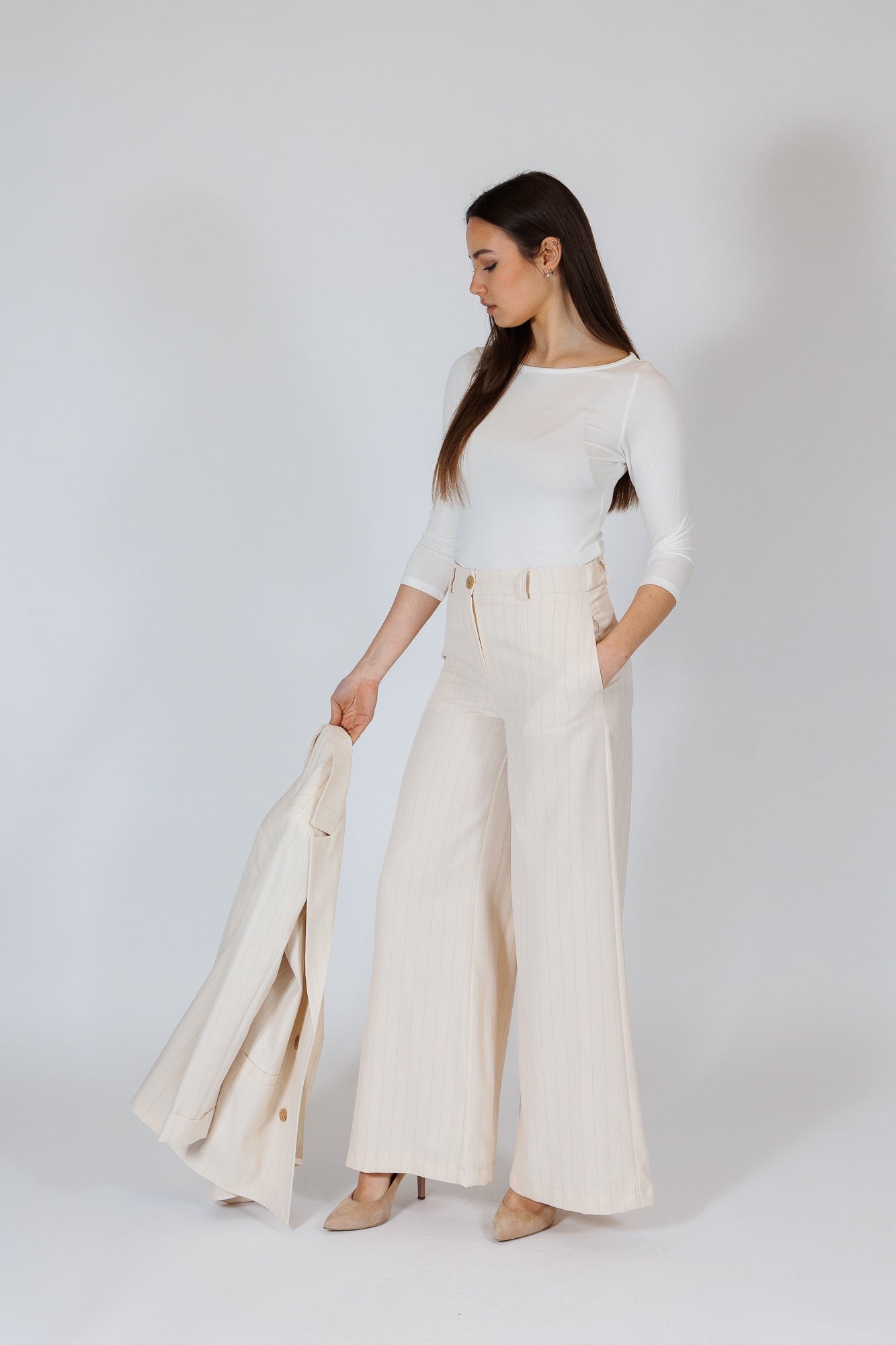 Tailleur gessato chiaro