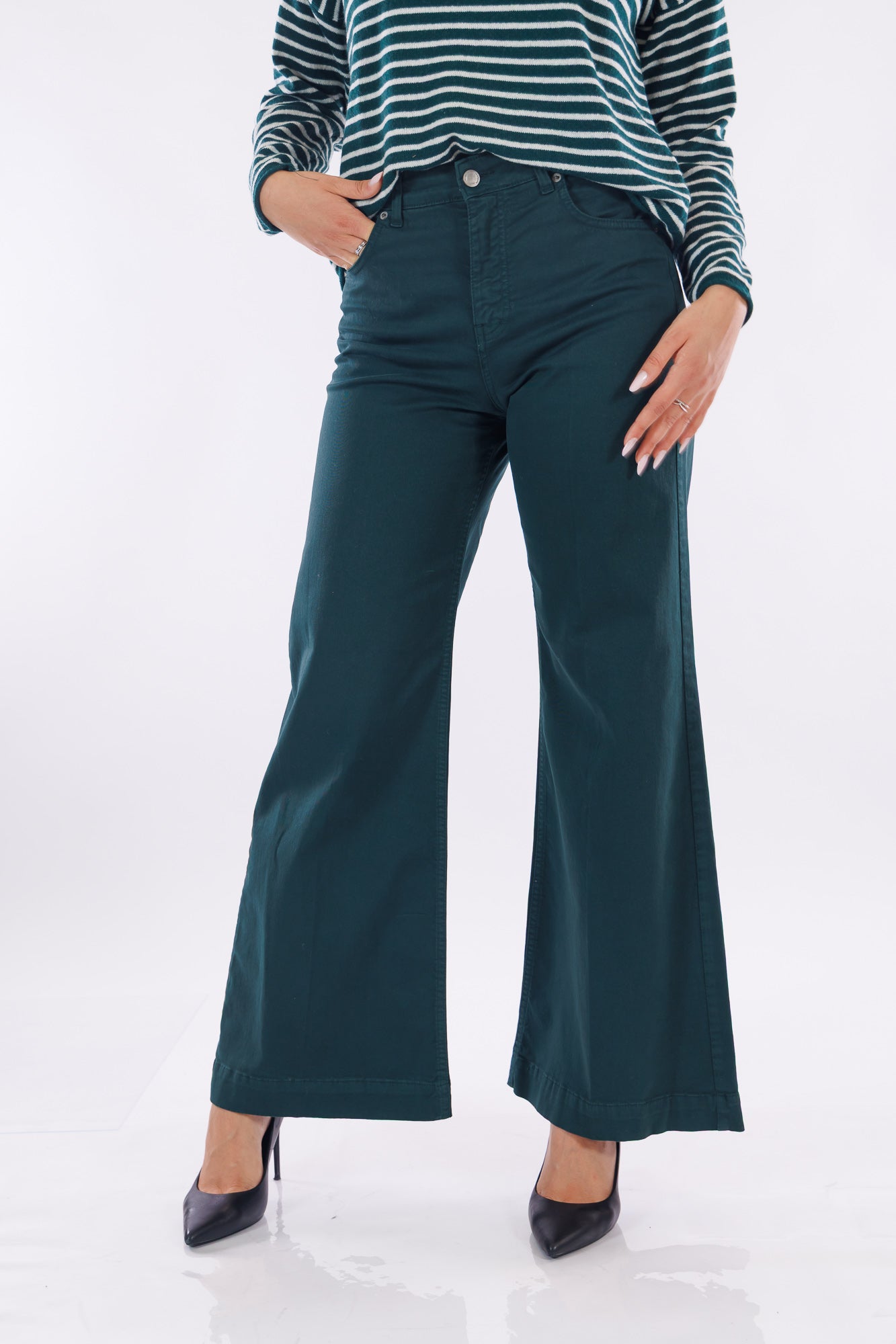 Pantalone flare mano pesca