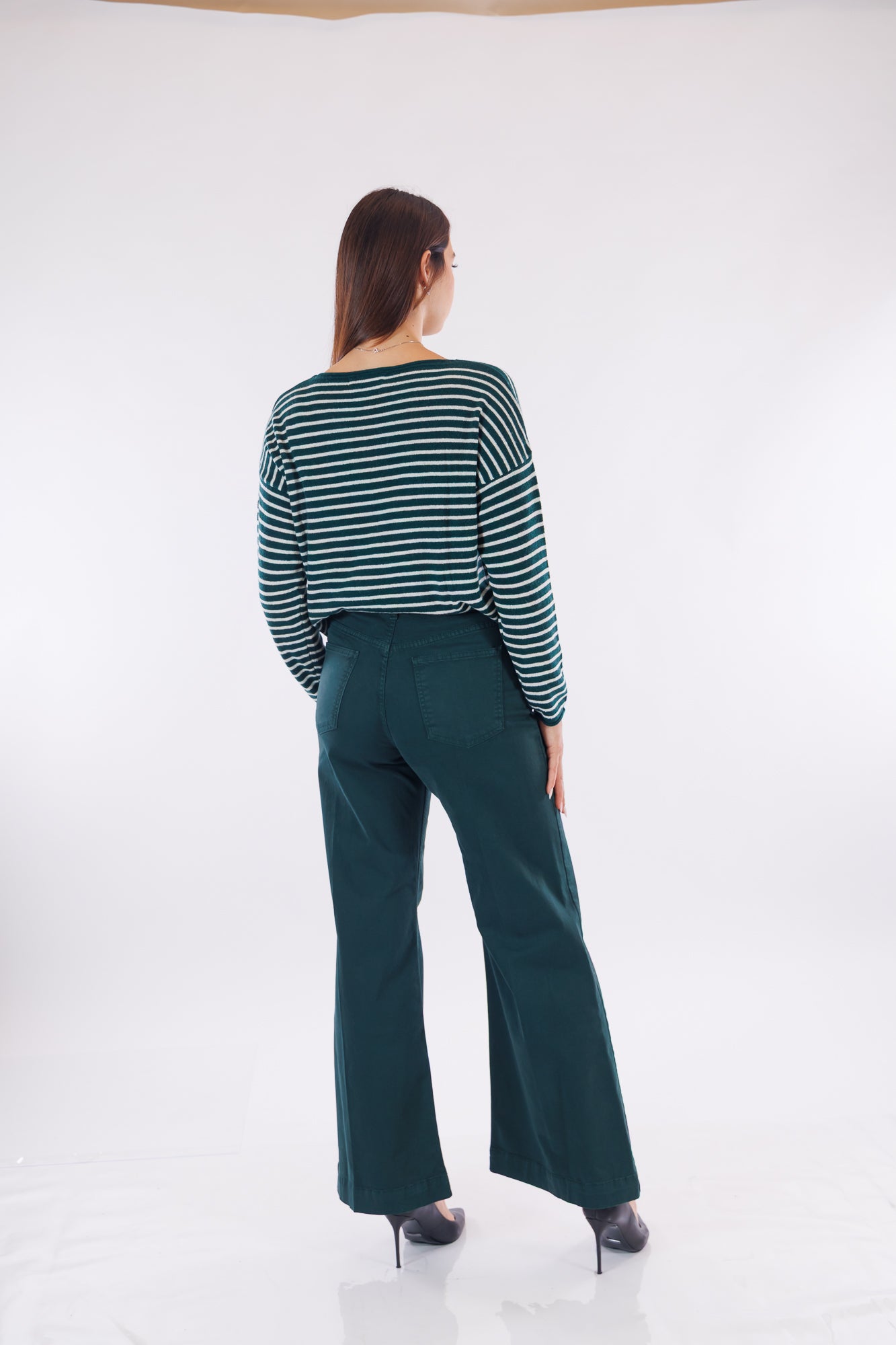 Pantalone flare mano pesca