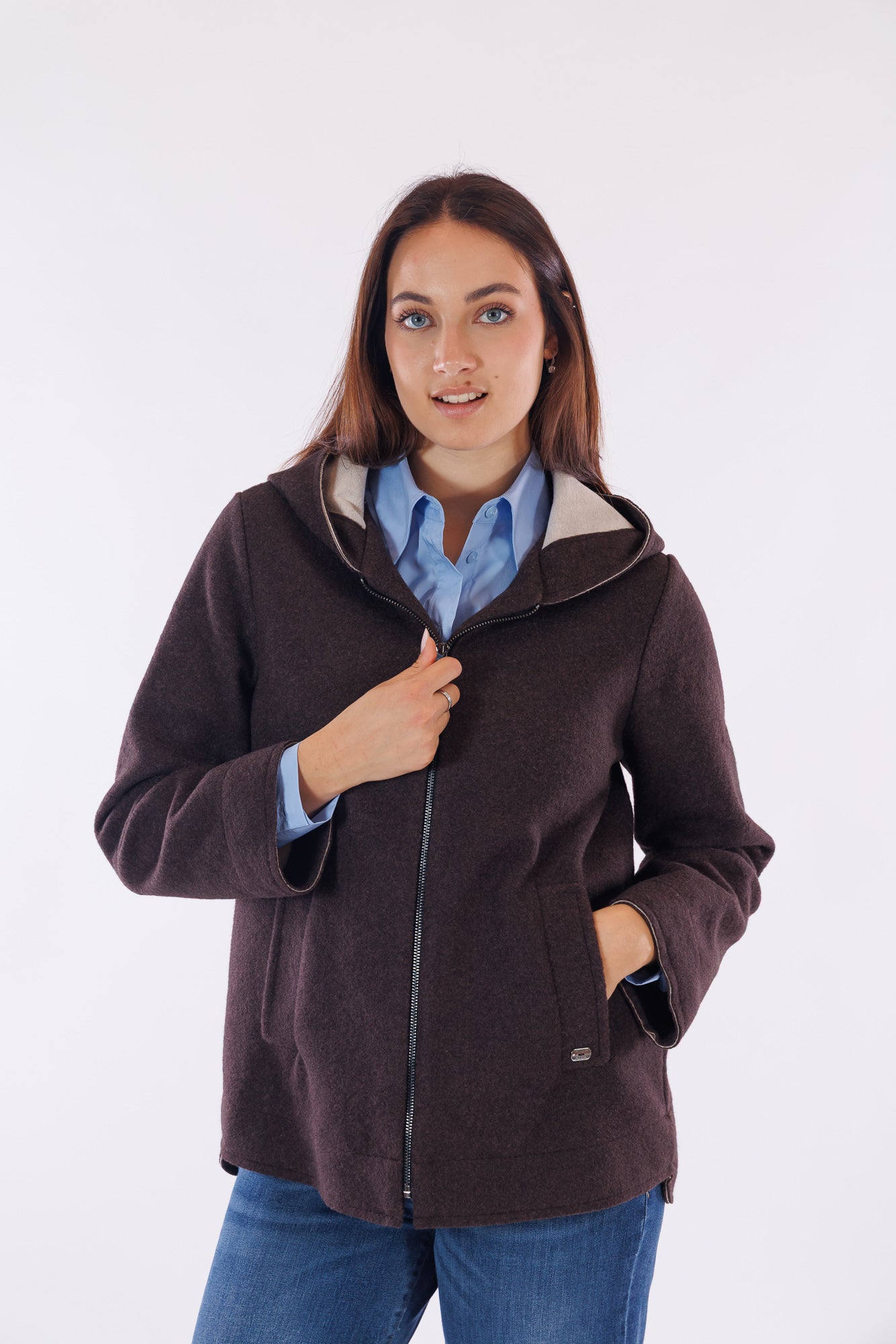 Giacca zip e cappuccio