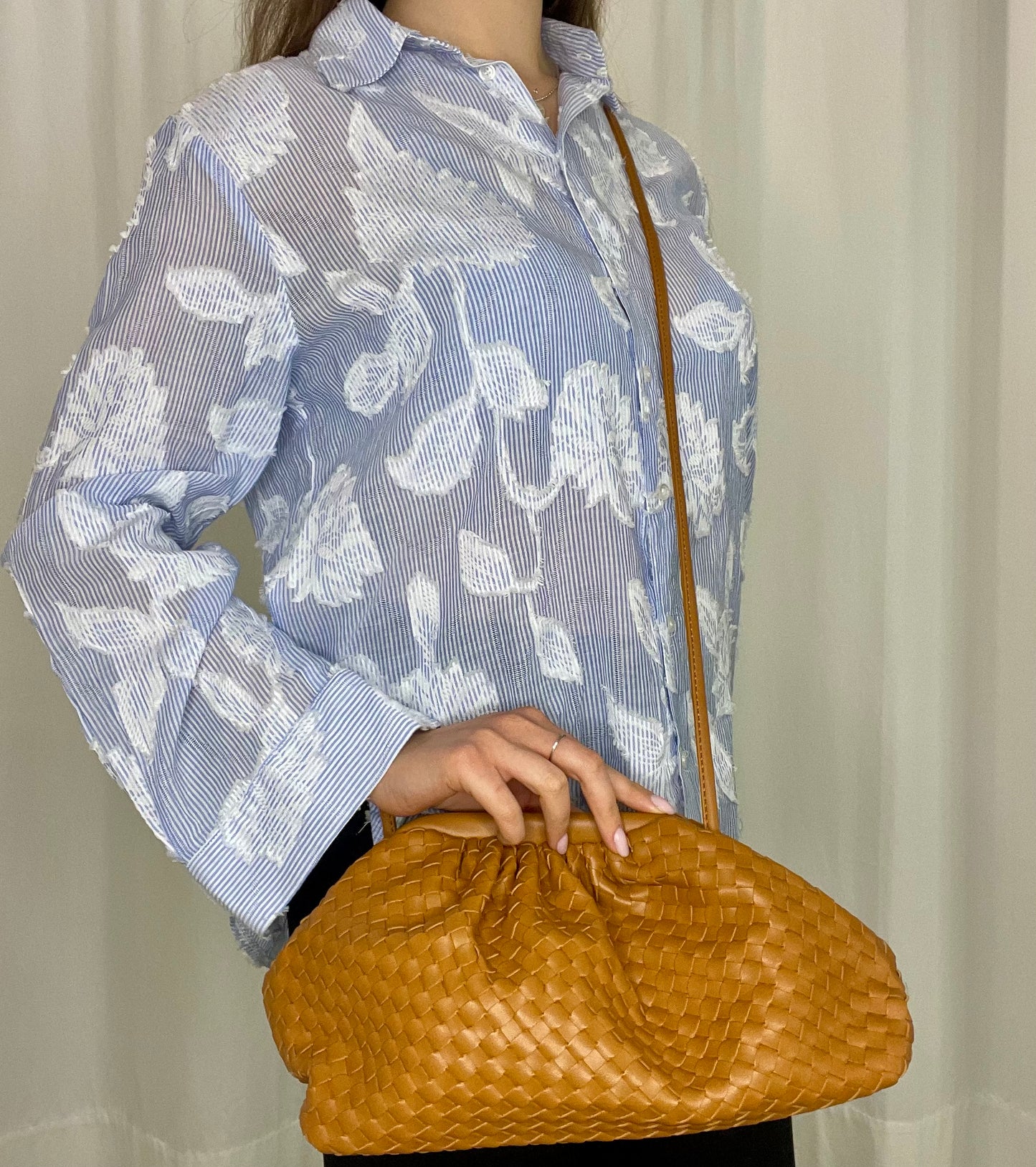 Clutch intrecciata