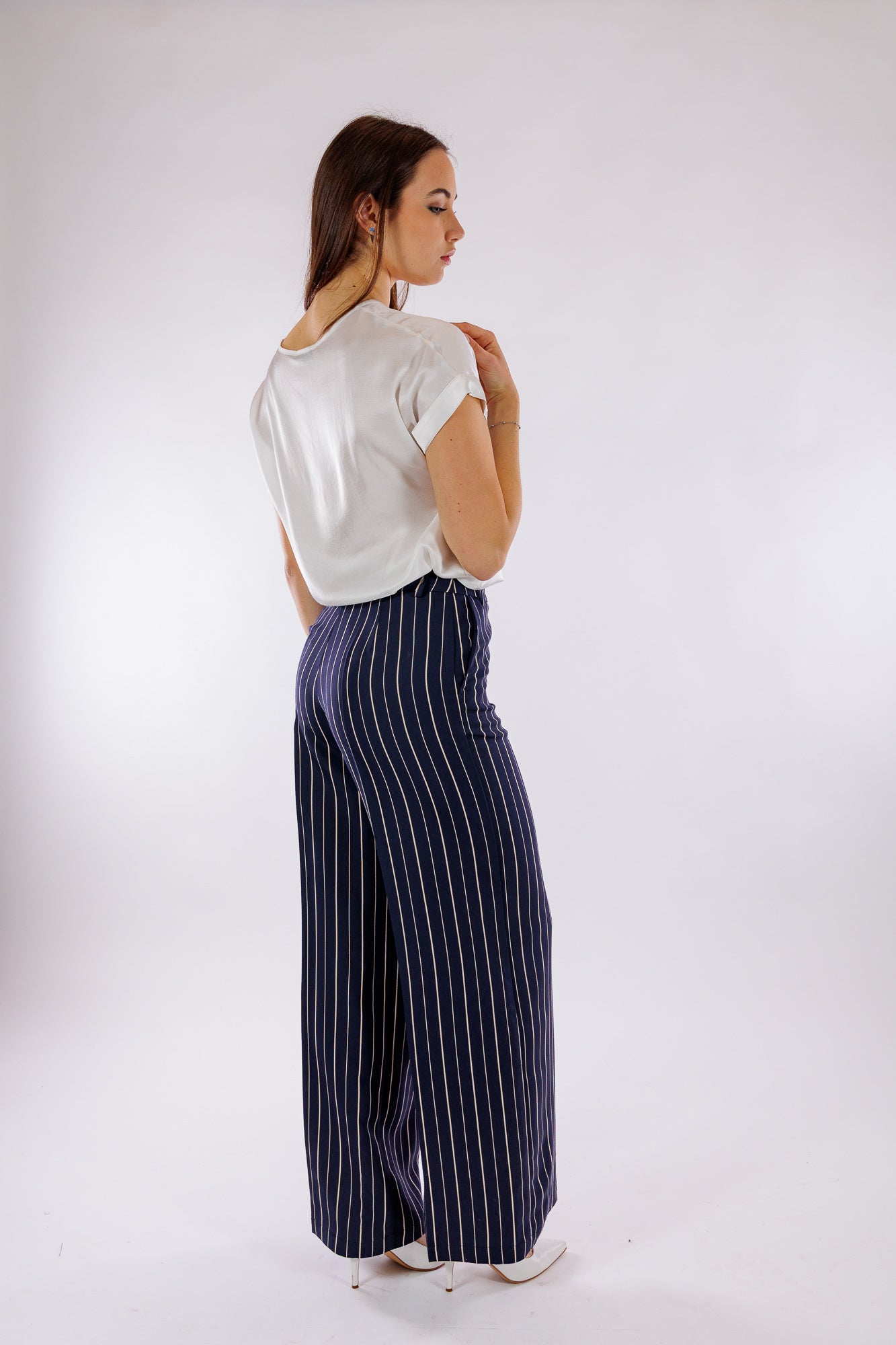 Pantalone largo righe