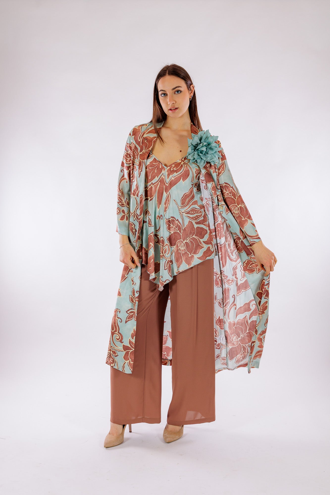 Top floreale raso