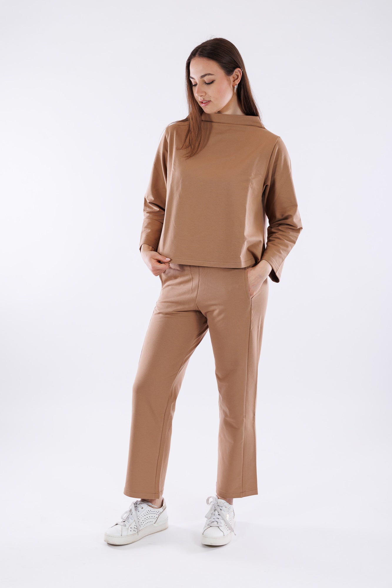 Pantalone ampio in felpa