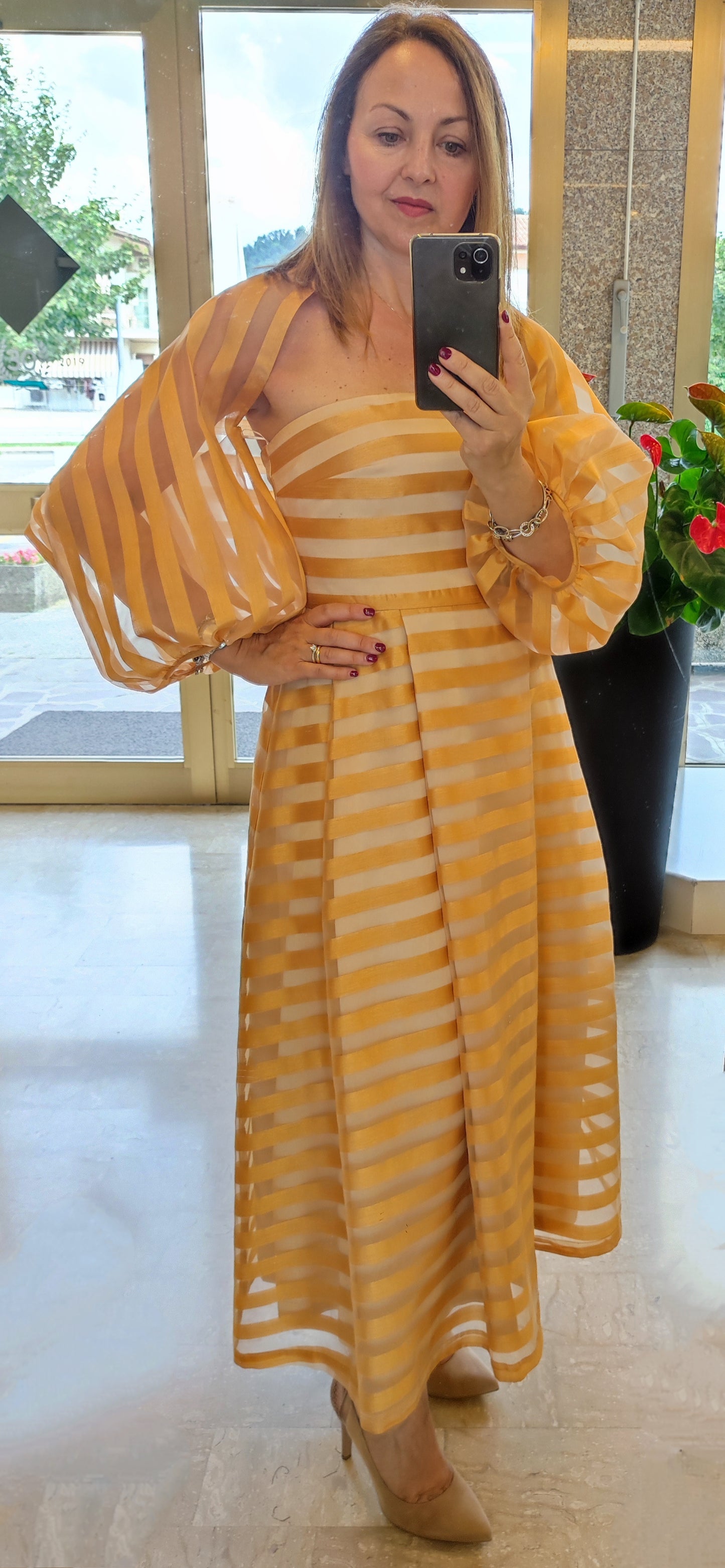 Abito organza rigata