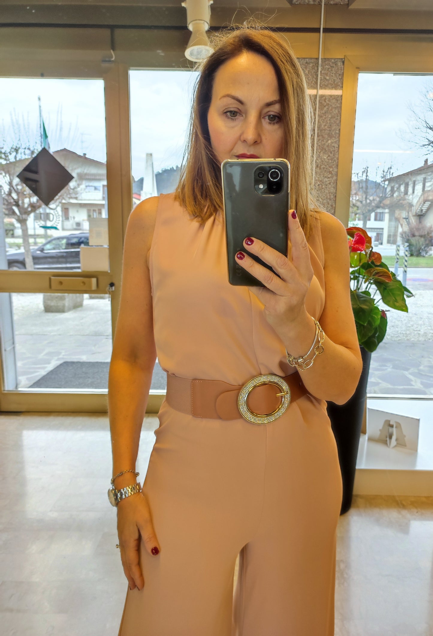 Tuta tessuto fluido